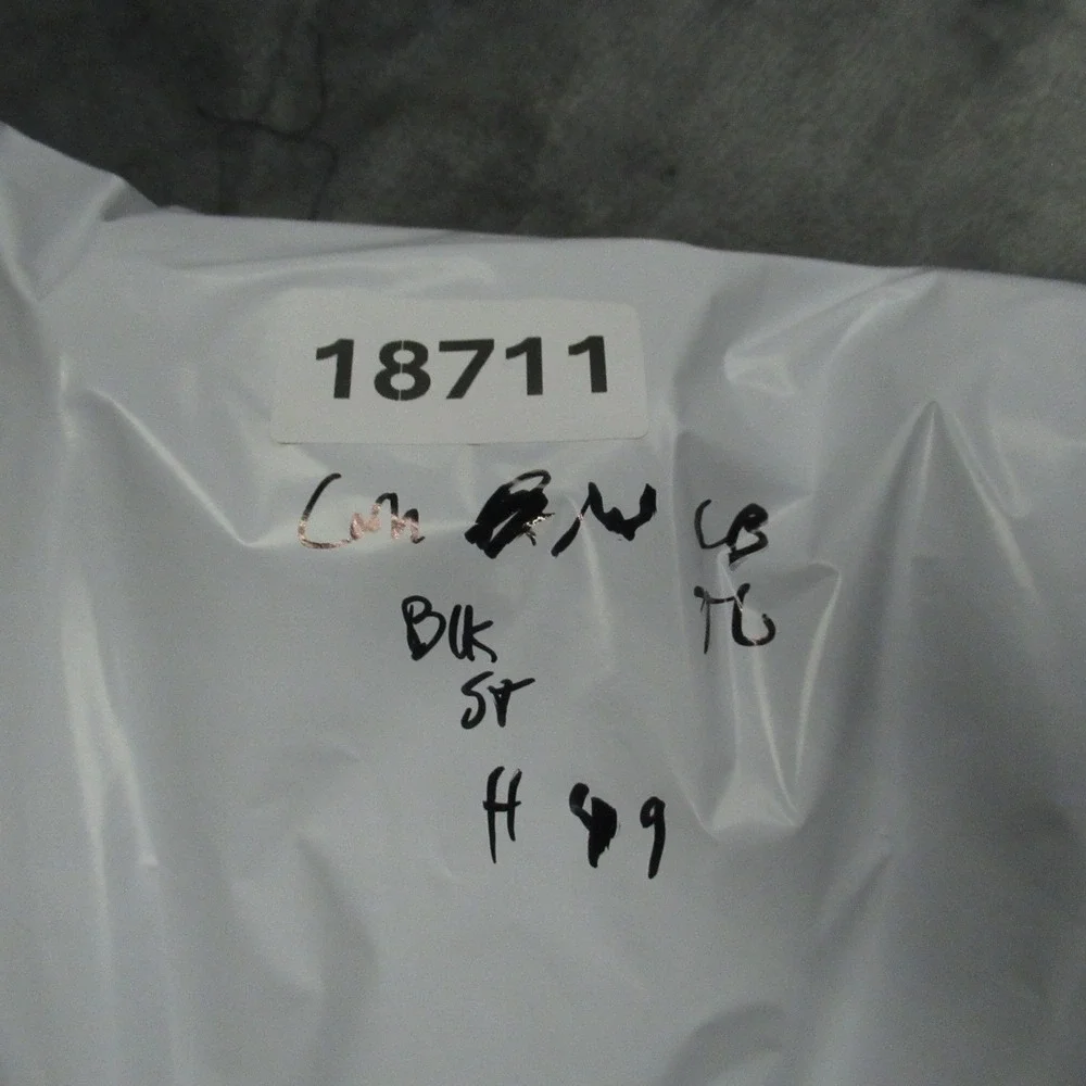 Carhartt couple blemish
